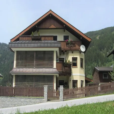 Apartment In Krimml Near Waterfalls, Cleaning Included Krimml